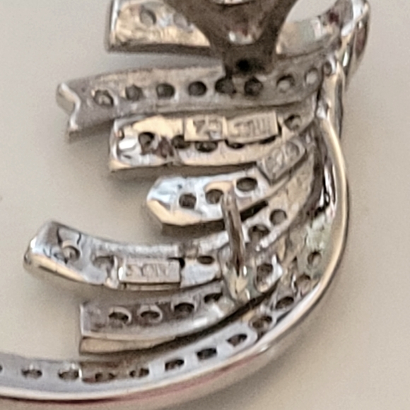 Elegant silver earrings with crystals for pierced ears. Stamped 925. - Picture 6 of 8